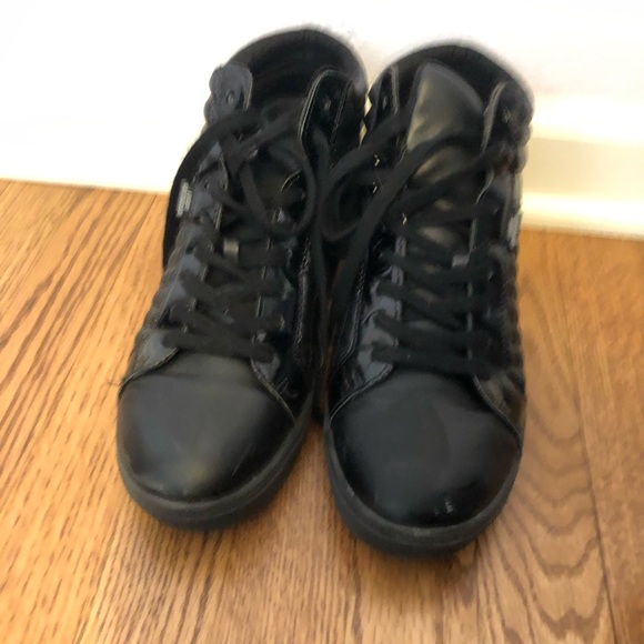 London Underground | Size 11 | Black high tops - Picture 2 of 4